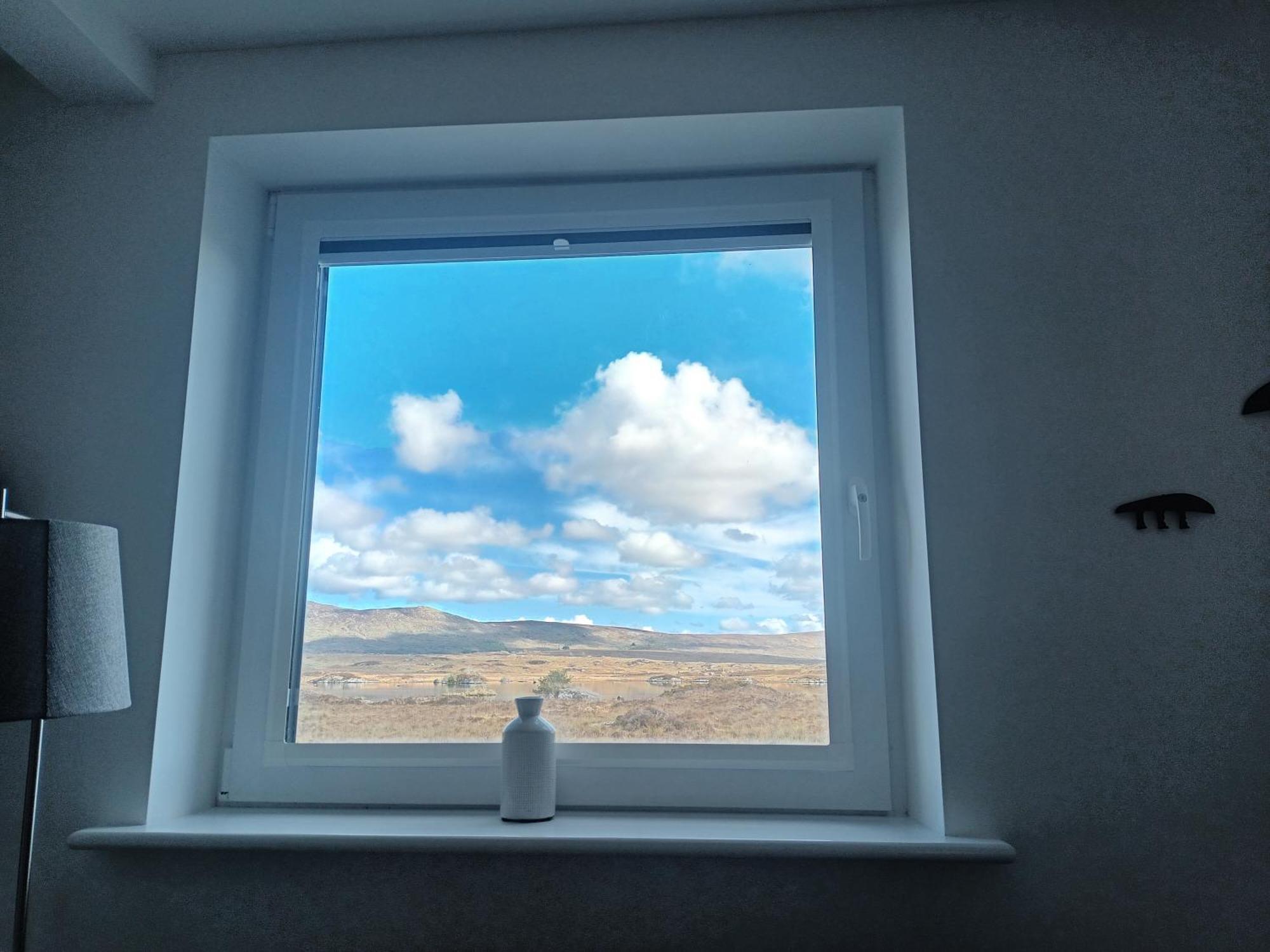 Connemara Lake View Apartment Camus Eighter Exterior foto